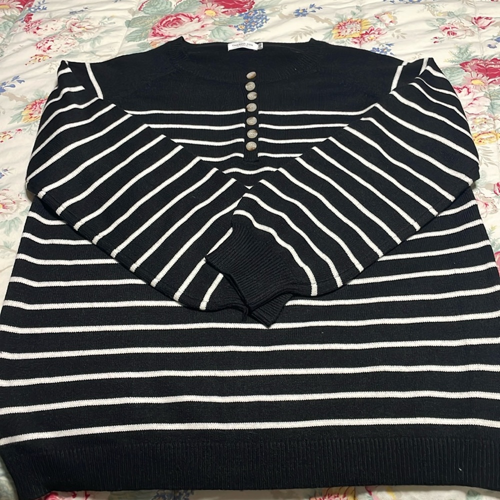 Striped chic soul sweater